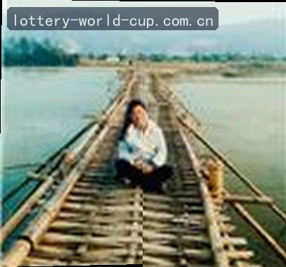 李伟